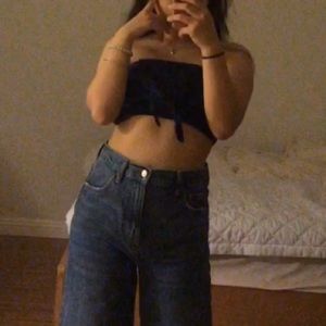 Flattering strapless top❄️